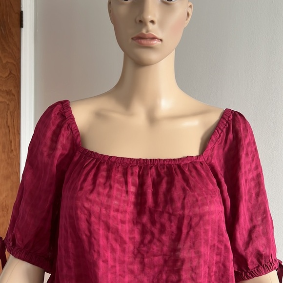 EXPRESS Short Sleeve Crop Top Size M - Picture 2 of 8